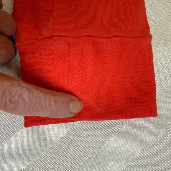 Lilly Pulitzer Rami "JOY" Pullover Sweater - Size Medium - Picture 15 of 16